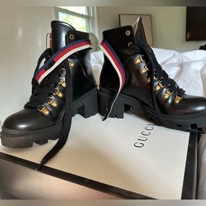 Gucci Women's Heeled Lace Up Combat Ankle Boots Leather Black